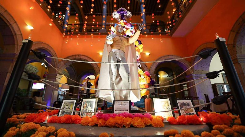 Altar en honor a El Santo Foto Francisco Rodríguez (4).jpeg